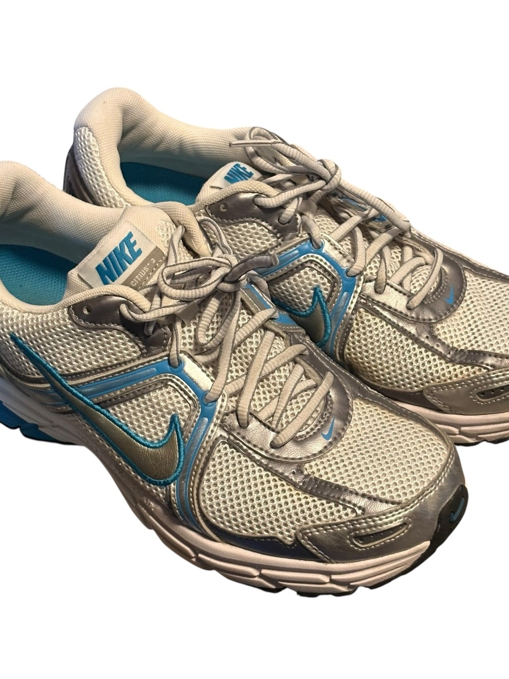 Nike Women's Silver and Teal Athletic Running Shoes Size 10